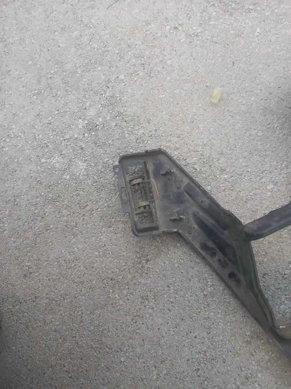 Кронштейн бампера с туманкой и омывателем для BMW F01/F02