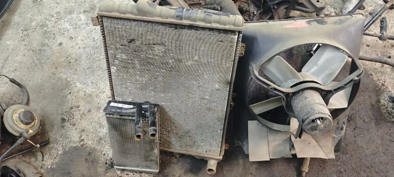 Продажа запчастей на Audi 80/90 2.3NG