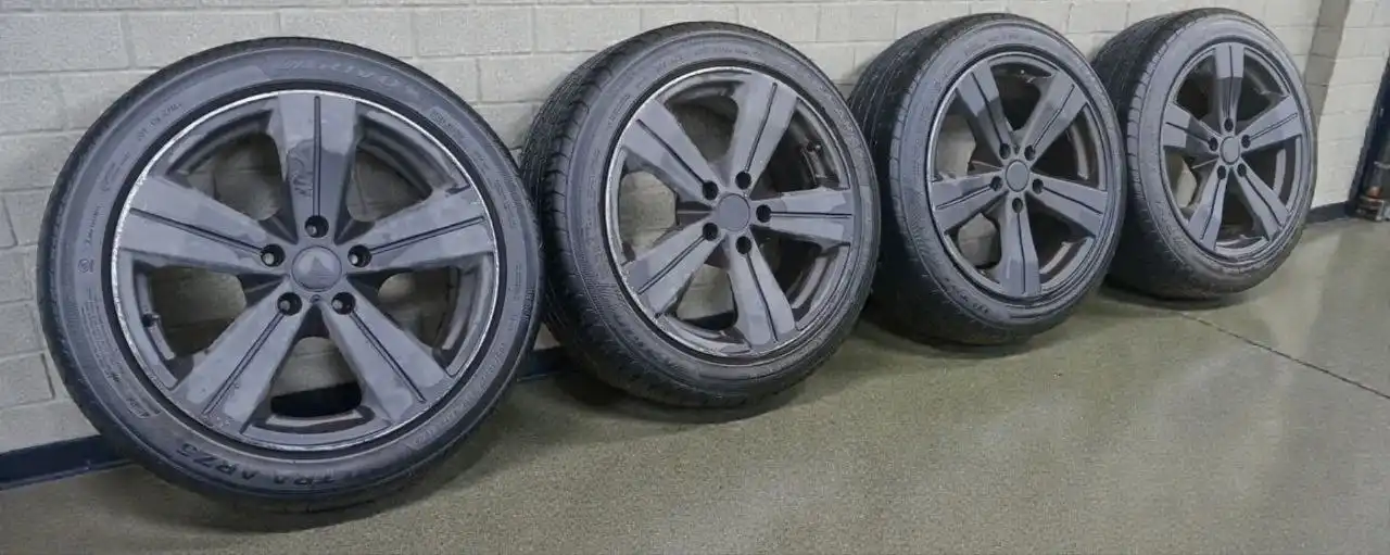 Продам диски R17 5x112 с резиной Arivo azr5 для Мерседес