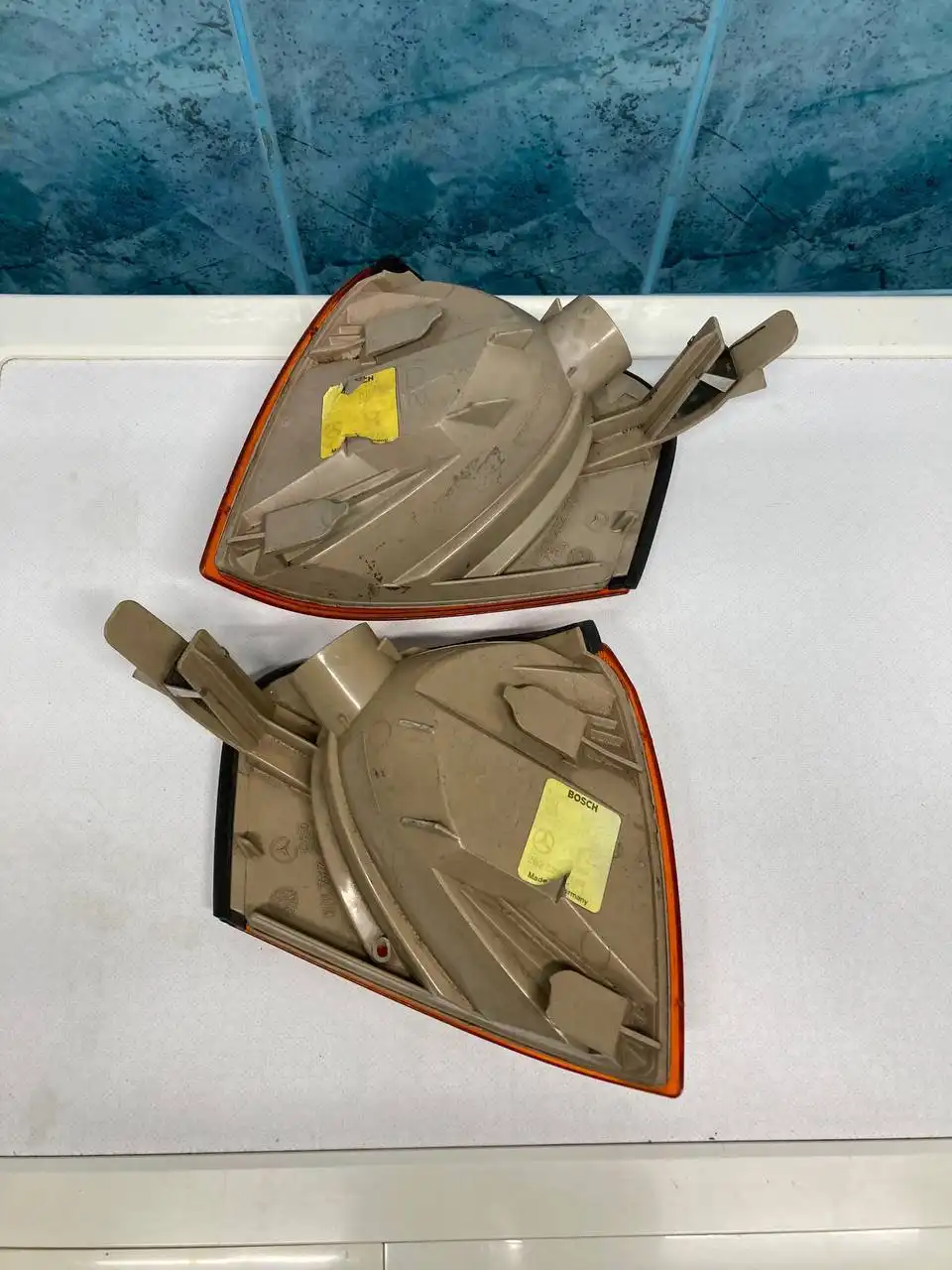 Поворотники W202 Bosch