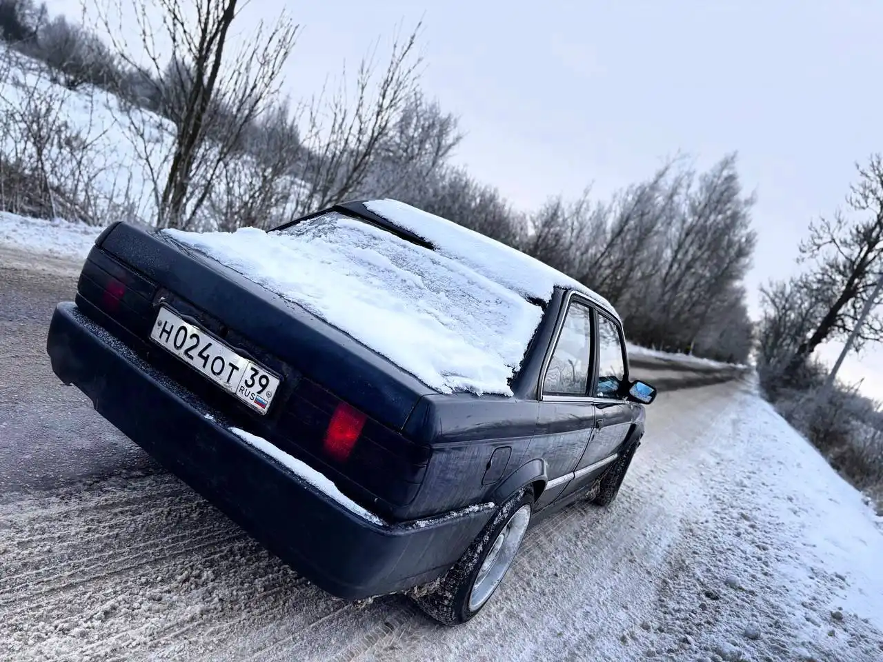 BMW E30 Купе 1989 года в Славском районе