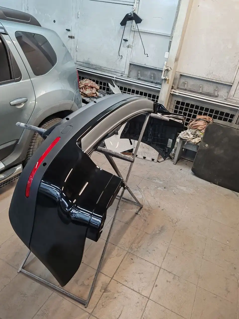 Продам бампер Volkswagen Touareg 2008