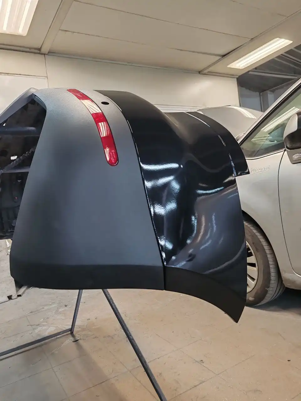 Продам бампер Volkswagen Touareg 2008