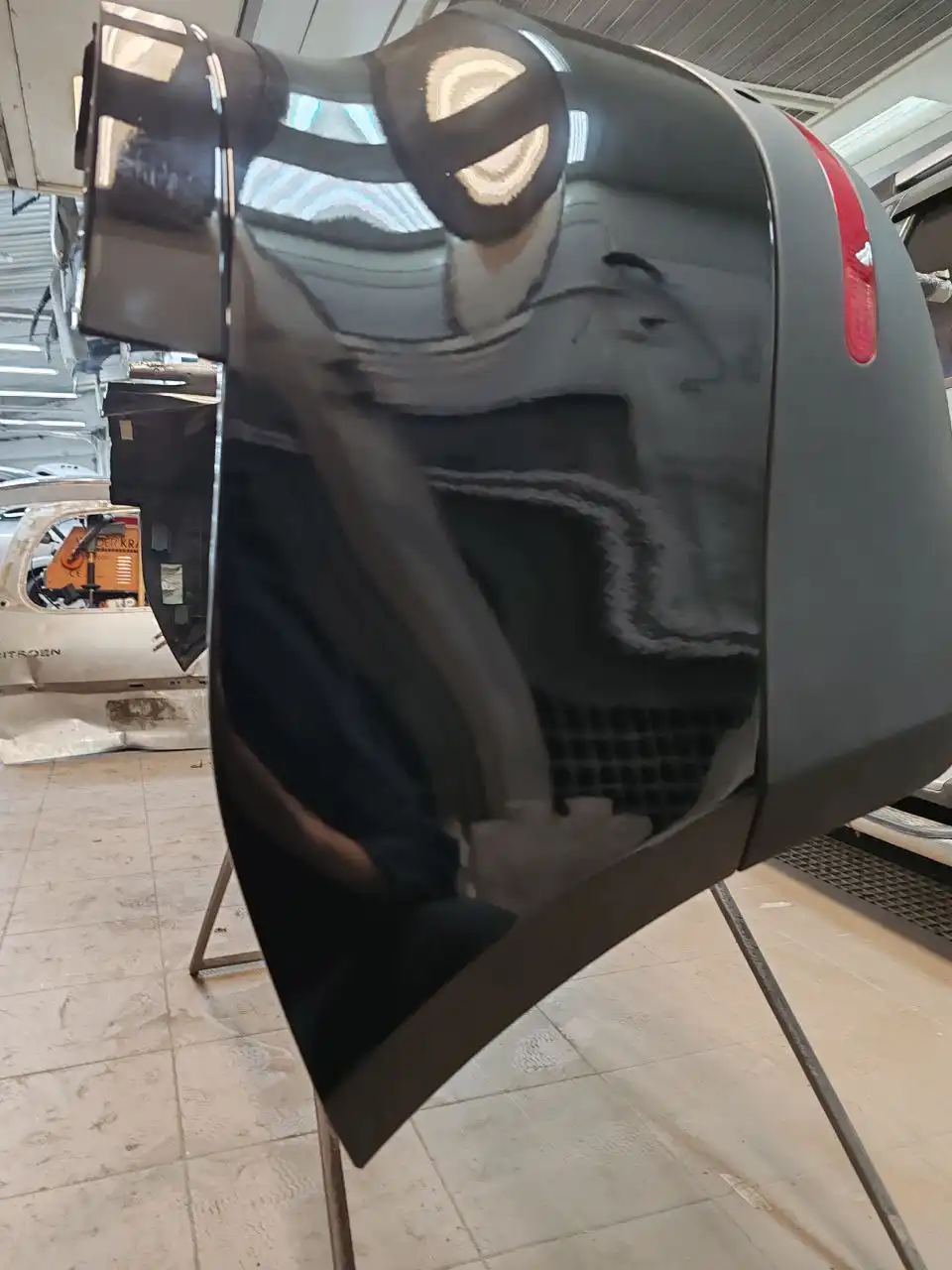 Продам бампер Volkswagen Touareg 2008