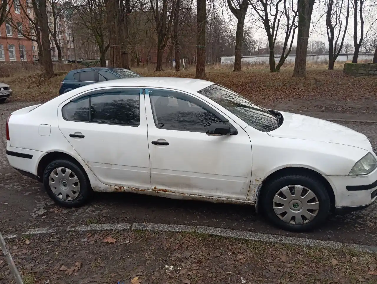 Продажа или обмен автомобиля Экономичка на ходу - Авто в Калининград