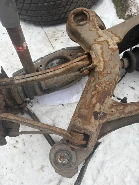 Подрамник Mercedes W124 - частное объявление в Калининград