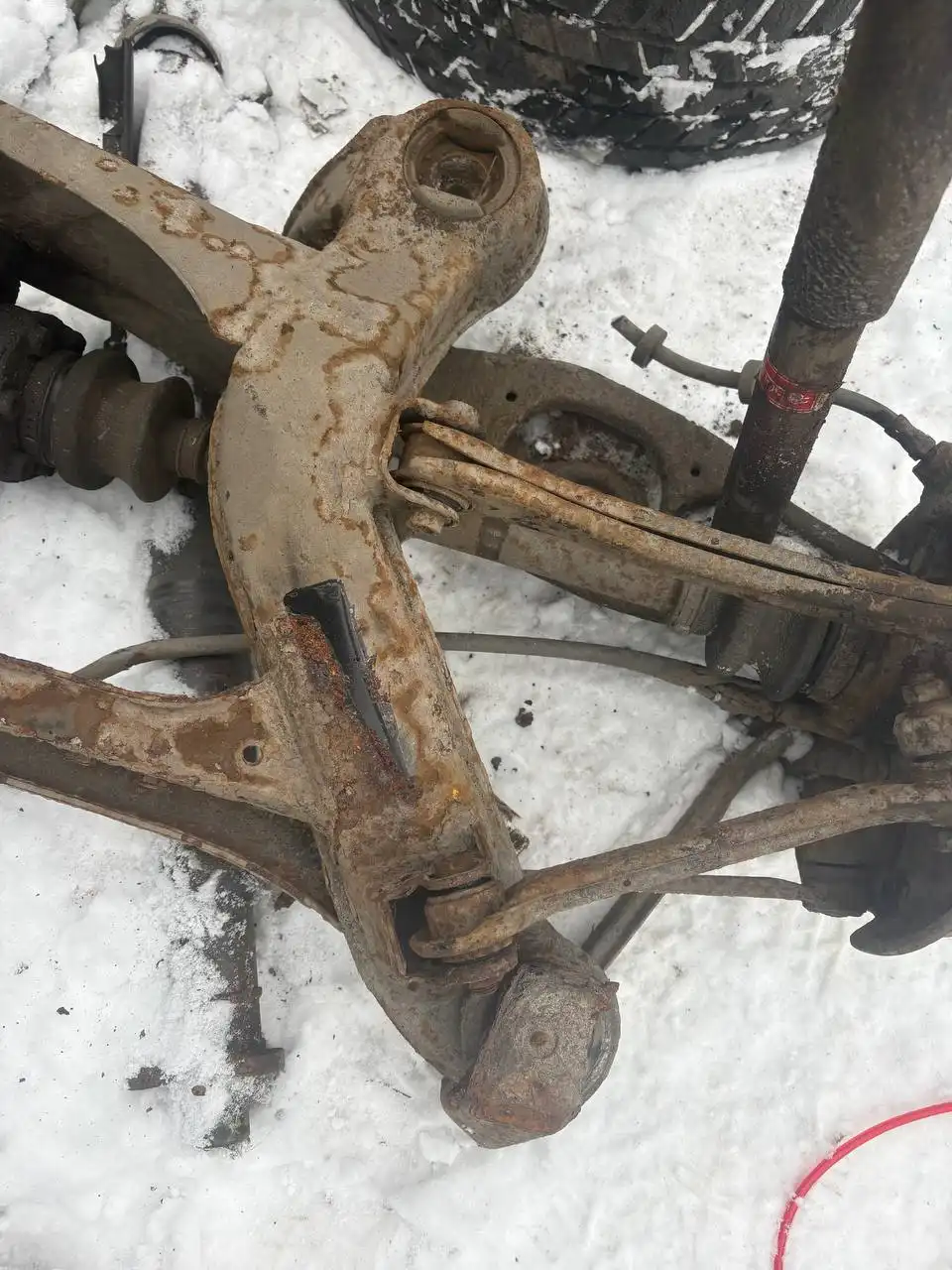 Подрамник Mercedes W124 - Автозапчасти (Запчасти) в Калининград