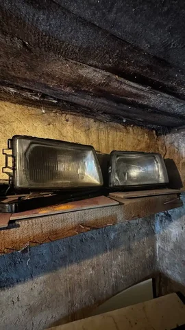 Продажа фар на Audi 100С - Аккумуляторы в Калининград