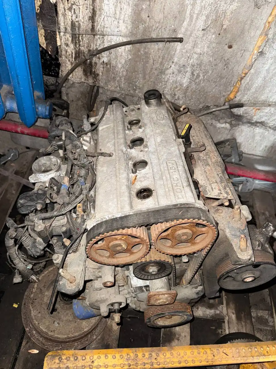 Продажа двигателя по запчастям или целиком - Двигатель (Запчасти) в Калининград