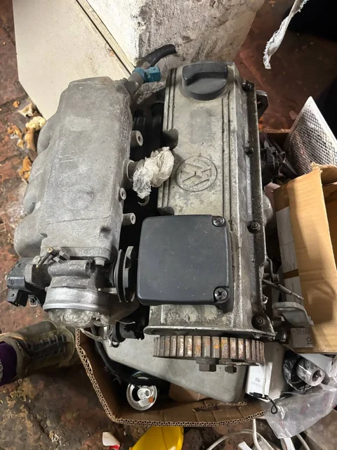 Продажа автозапчастей: ГБЦ, стартер, генератор, приборная панель - Аккумуляторы в Калининград