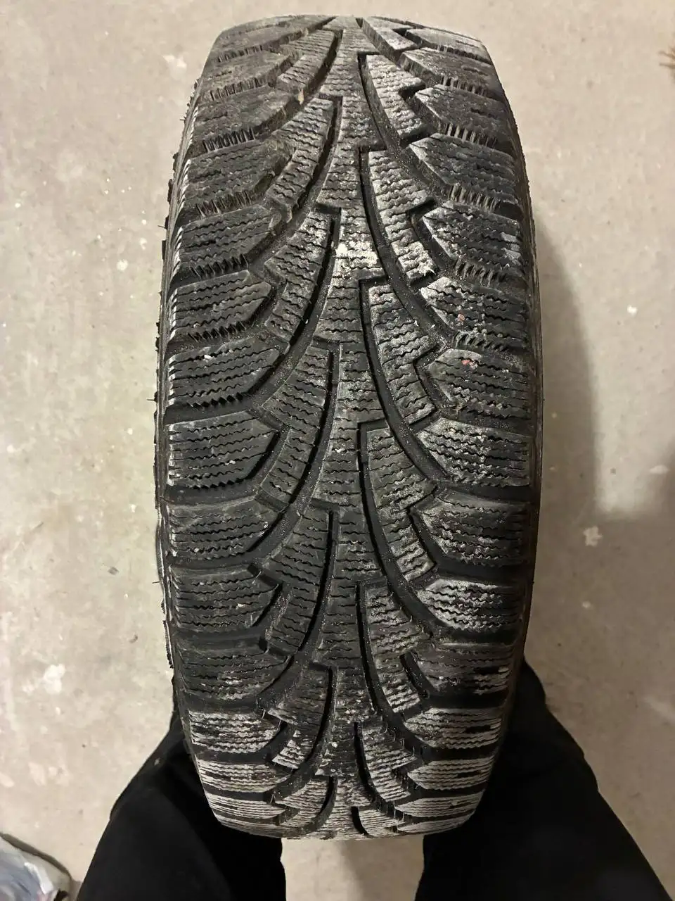 Запаска 185/70 R14 на жирной резине - Шины и диски (Авто) в Калининград