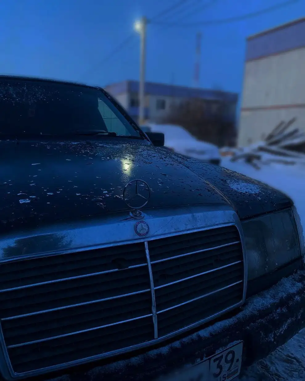 Mercedes-Benz с автоматом и хорошей музыкой - Авто в Калининград