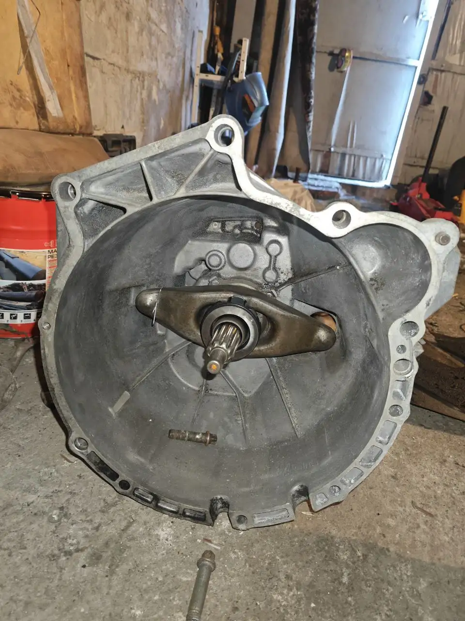 Продажа запчастей для BMW: коробка передач Getrag 221, руль, приборная панель - Автозапчасти для BMW (Запчасти) в Калининград