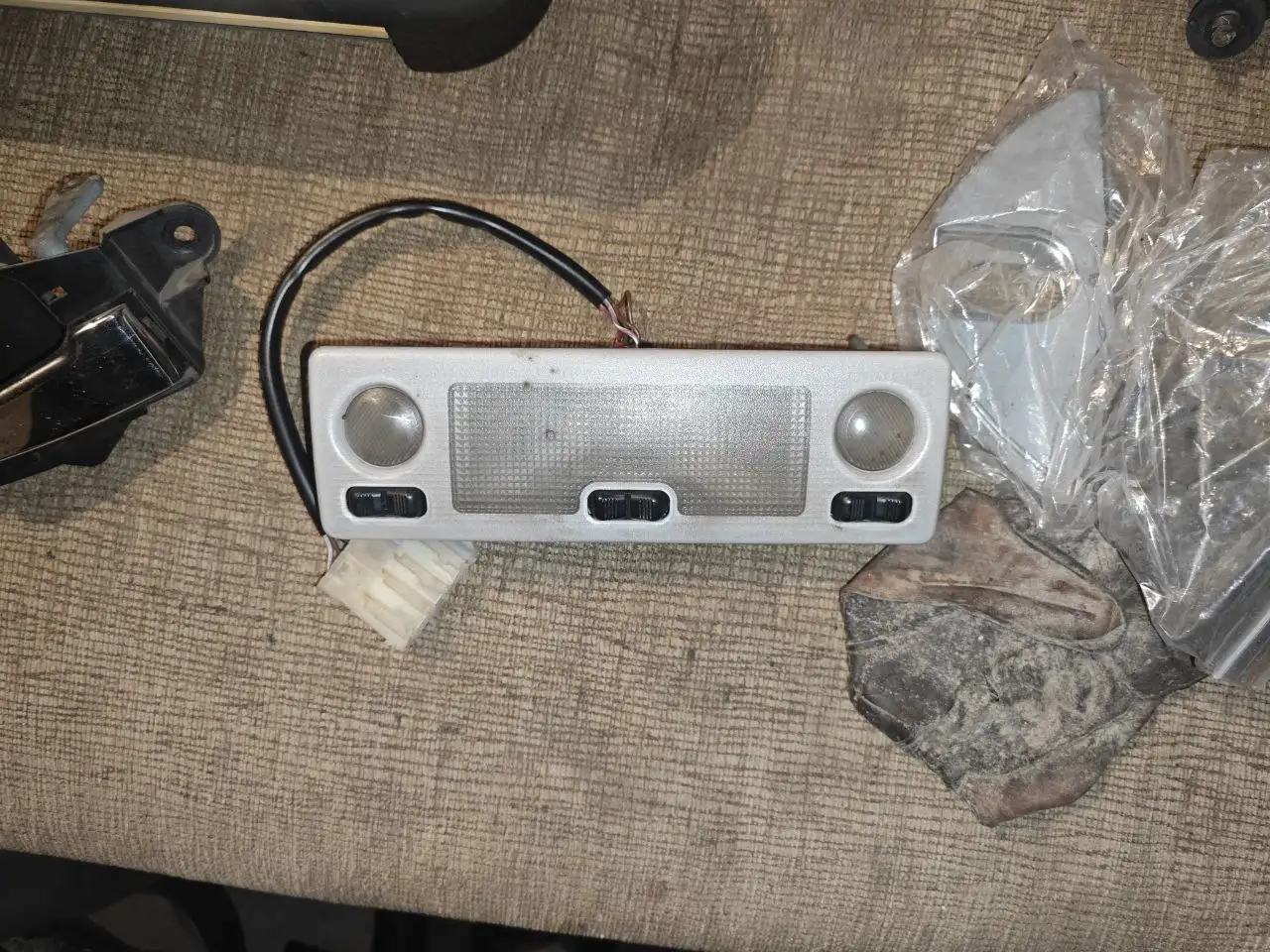 Продажа запчастей для BMW: коробка передач Getrag 221, руль, приборная панель - Автозапчасти для BMW (Запчасти) в Калининград