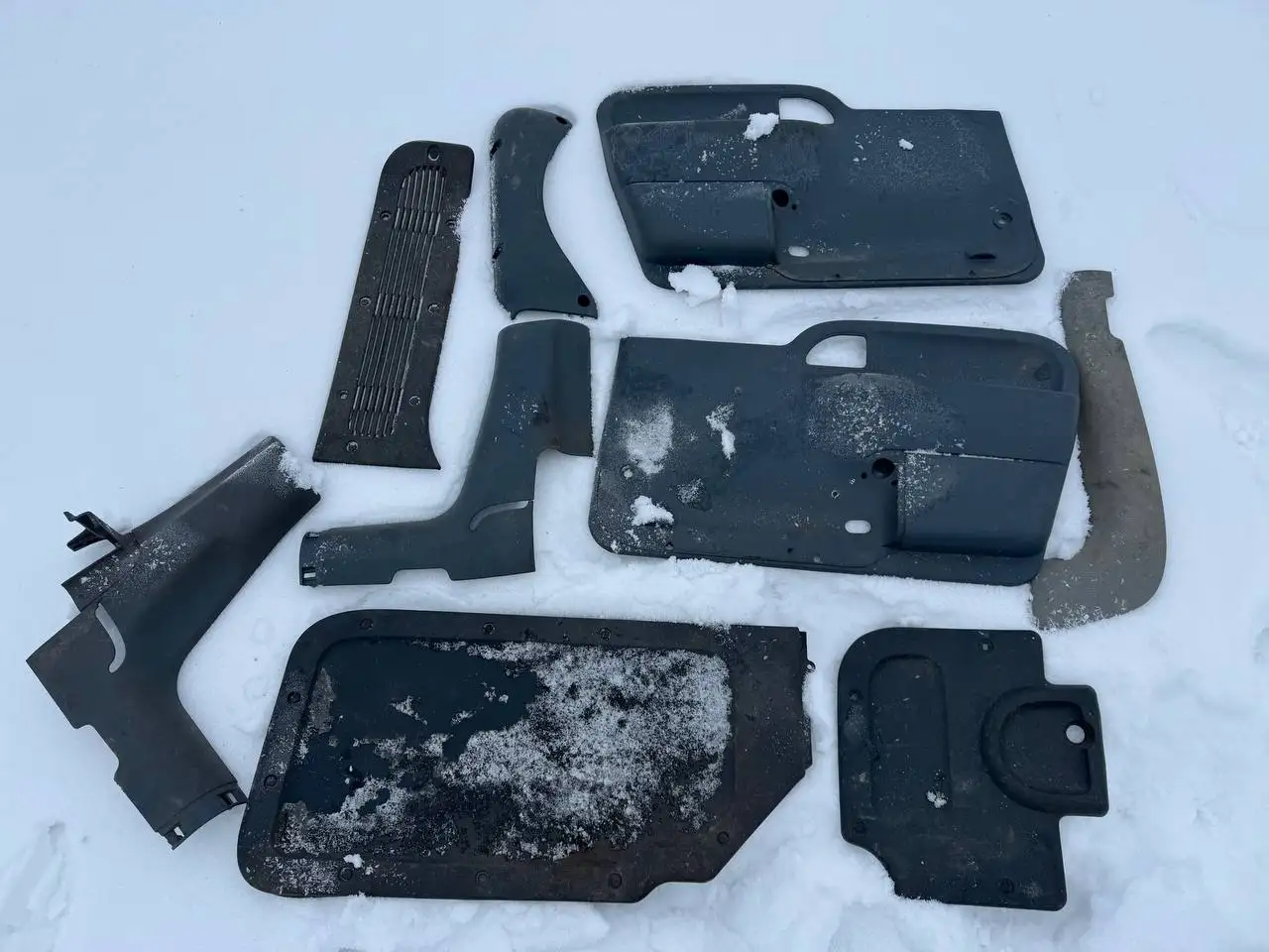 Пластик Рено канго - Кузовные детали (Запчасти) в Калининград