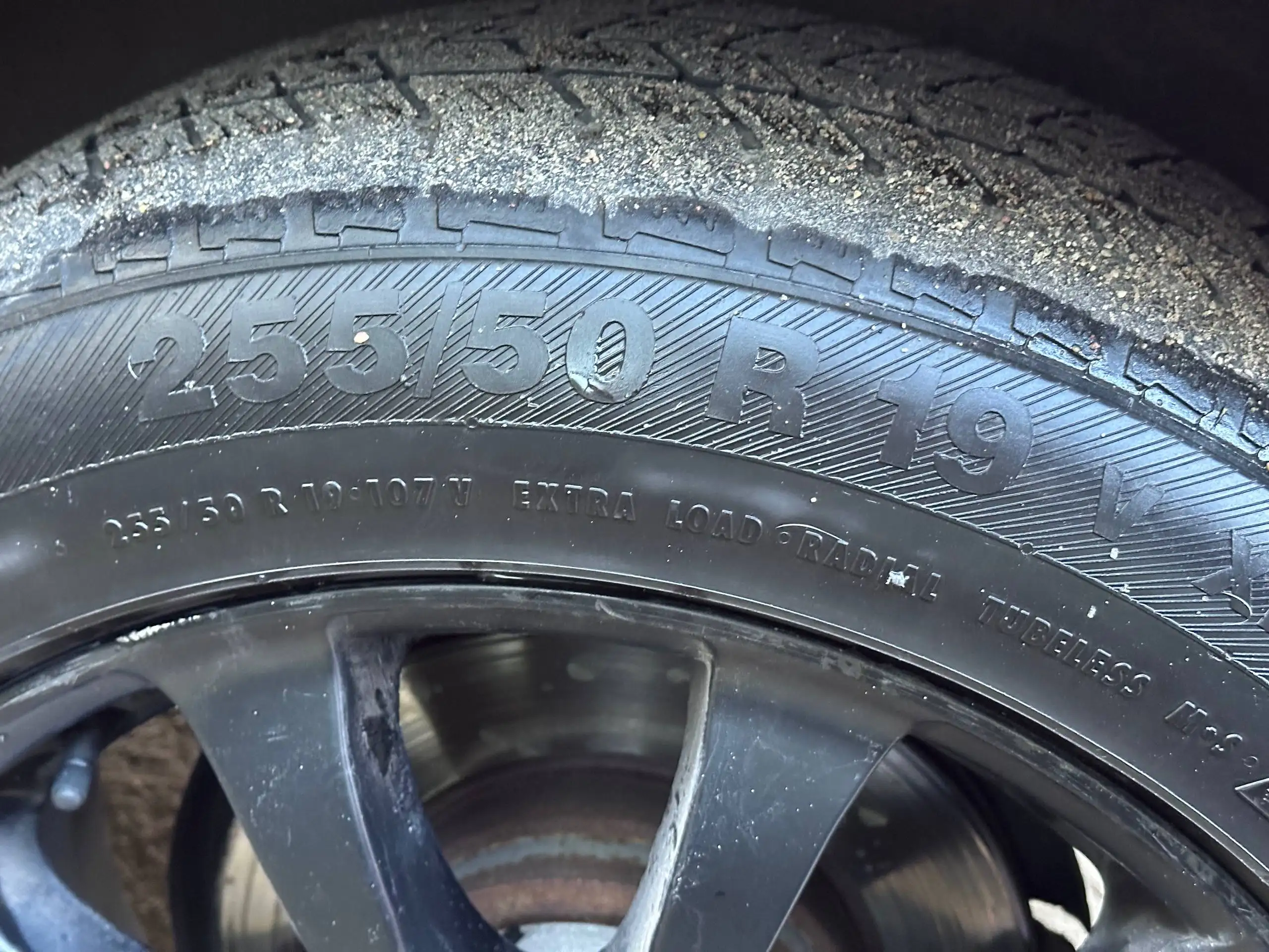 Продажа зимних шин с дисками R19 - Шины и диски (Авто) в Калининград