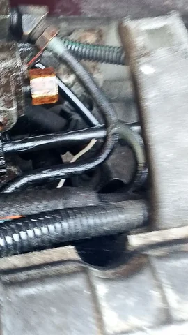 Поиск трубки на моновпрыск Рено 19 1.8 алюминиевая - Запчасти в Калининград