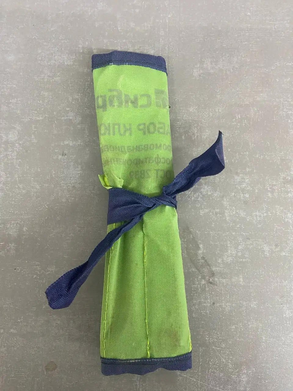 Продажа сетки в багажник и набора ключей - Автоаксессуары (Запчасти) в Калининград