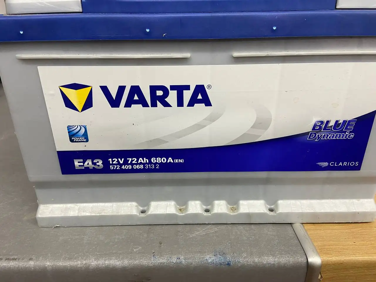 Продам аккумулятор VARTA 12V 72Ah 680A - Запчасти (Авто) в Калининград