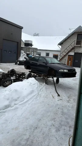 Запчасти для Mitsubishi Charisma - Запчасти в Калининград