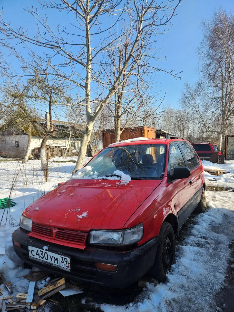 Продажа двух Mitsubishi Space Runner 1992 года - Запчасти (Авто) в Калининград