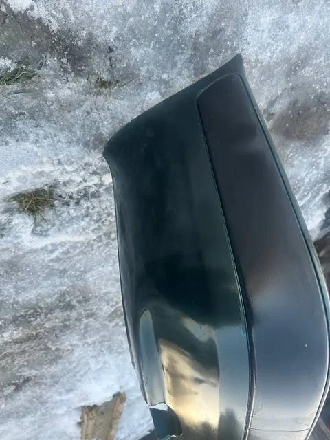 Продам задний бампер и решетку на Ауди 80б4 - Автомасла и жидкости в Калининград