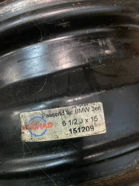 Продам штампованные диски на BMW - Аксессуары для авто в Калининград