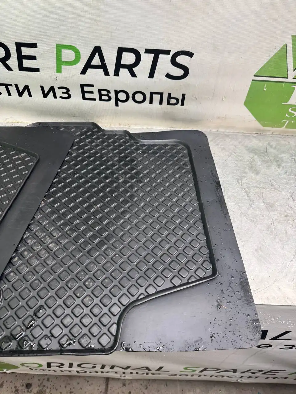 Резиновые коврики салона А6С5 оригинал - Запчасти (Авто) в Калининград