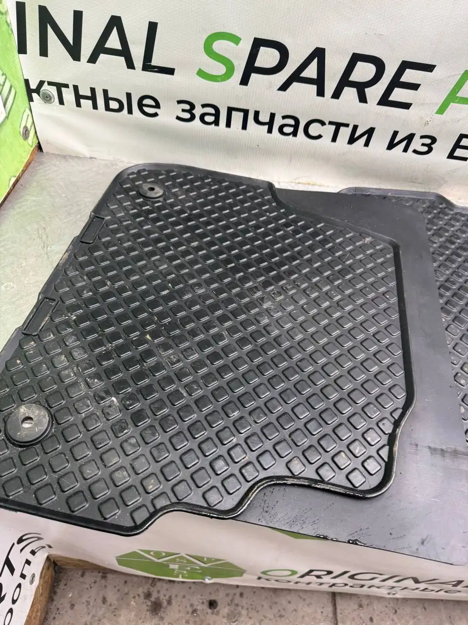 Резиновые коврики салона А6С5 оригинал - Запчасти (Авто) в Калининград