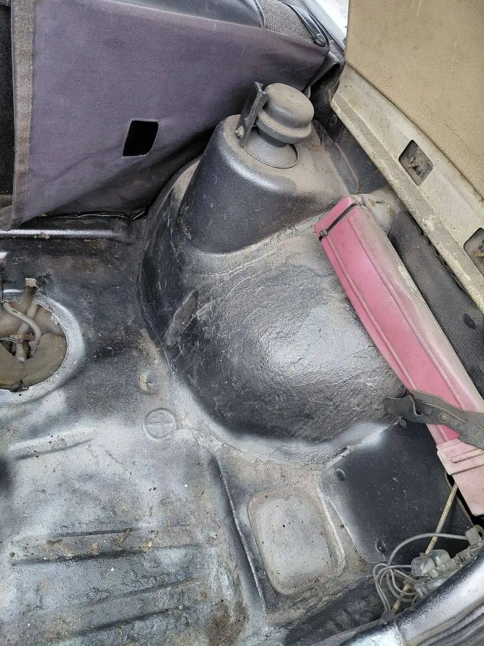 Volkswagen Golf 2 1.6 дизель на запчасти или целиком - Запчасти (Авто) в Калининград