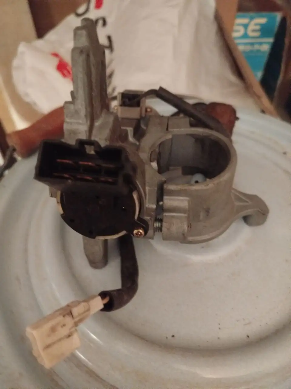 Мицубиси Галант 7 замок зажигания - Автозапчасти (Запчасти) в Калининград