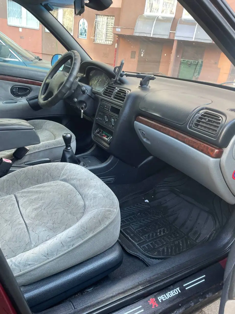 Продам Пежо 406 1996 года выпуска - Авто в Калининград