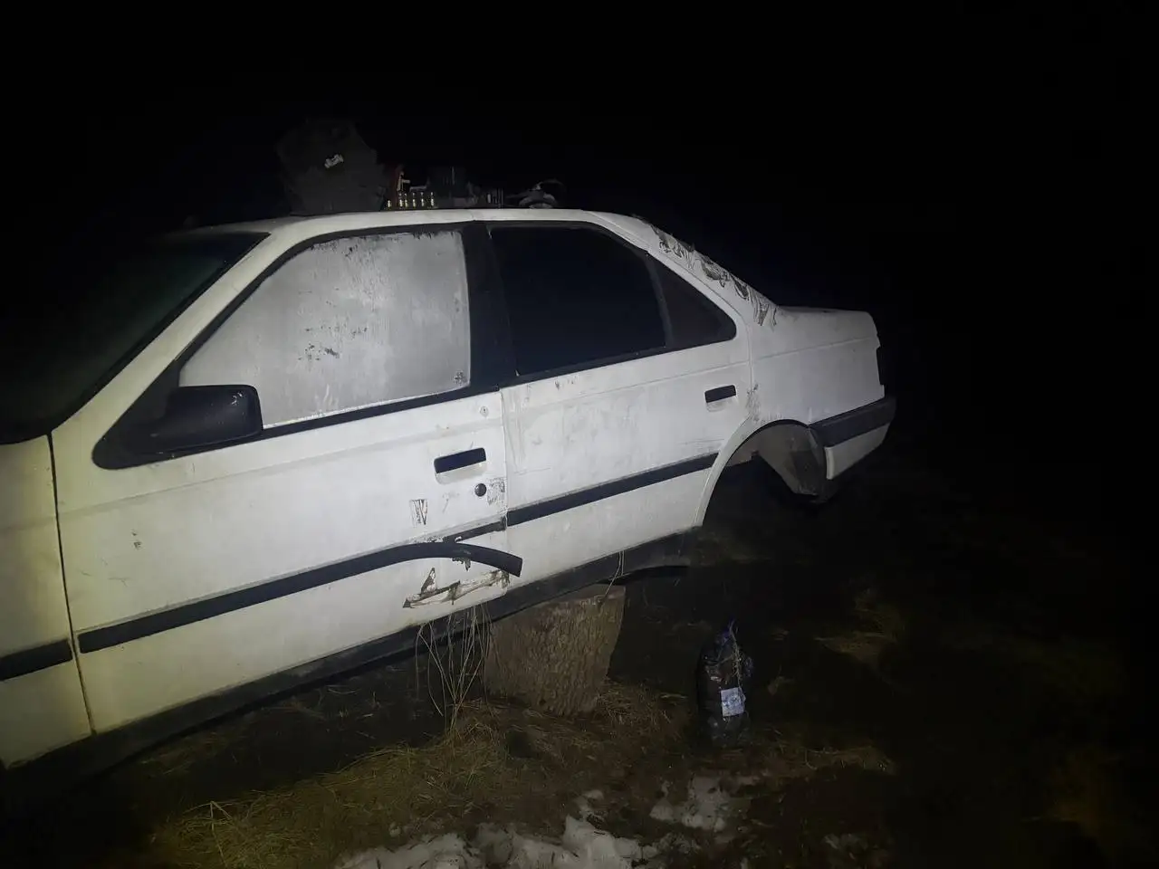 Разбор Пежо 405 1.6 бензин - Автозапчасти (Запчасти) в Калининград