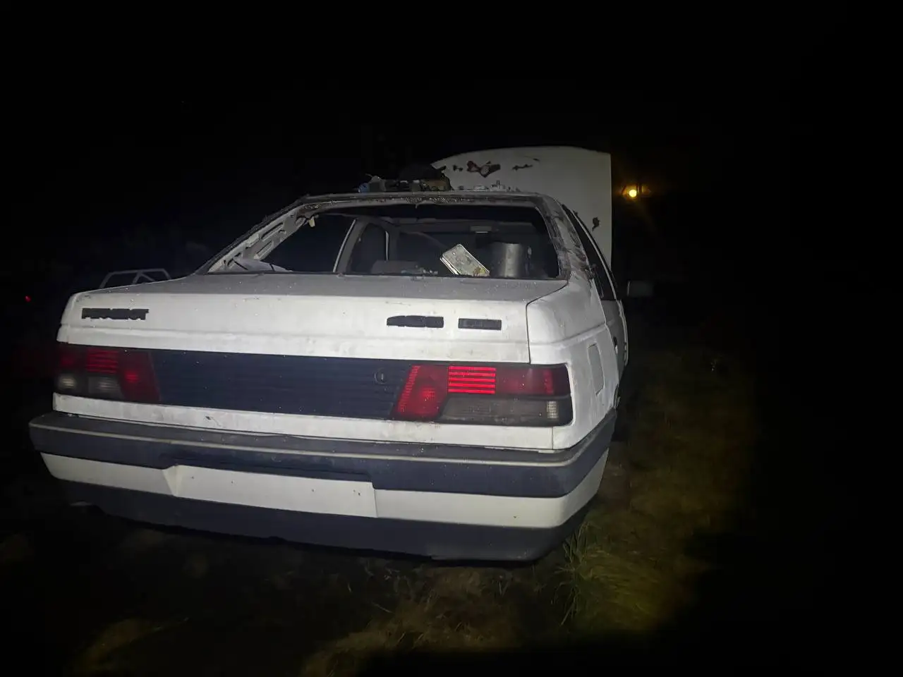 Разбор Пежо 405 1.6 бензин - Автозапчасти (Запчасти) в Калининград