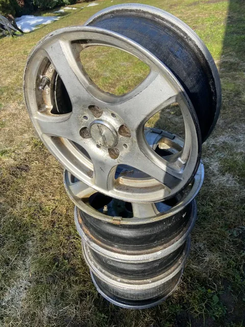 Комплект дисков R14 на Рено Канго - Строительная техника в Калининград