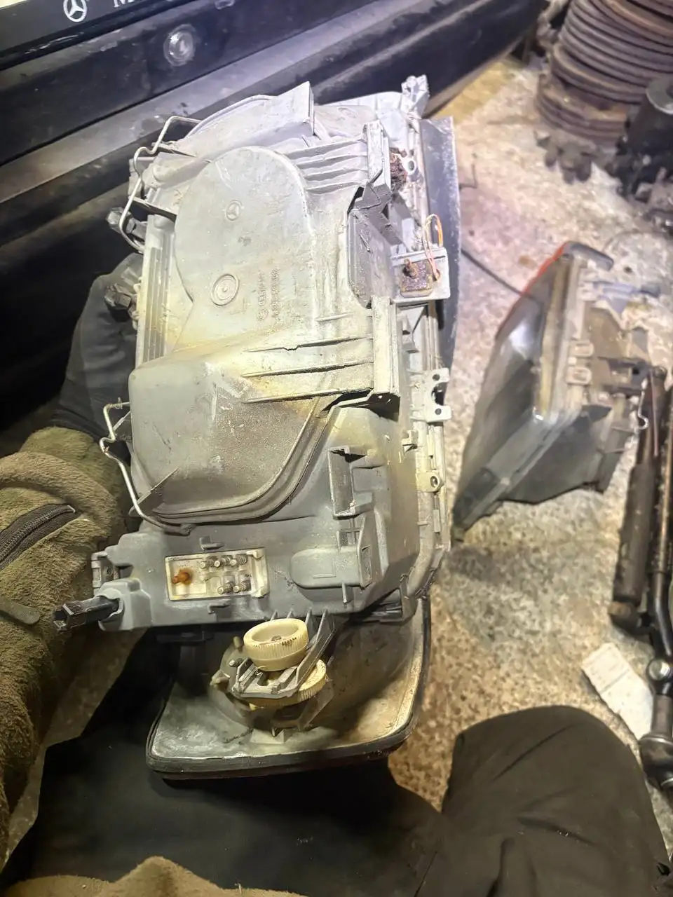 Продажа фар с поворотниками на ВАЗ 2109 - Осветительные приборы (Запчасти) в Калининград