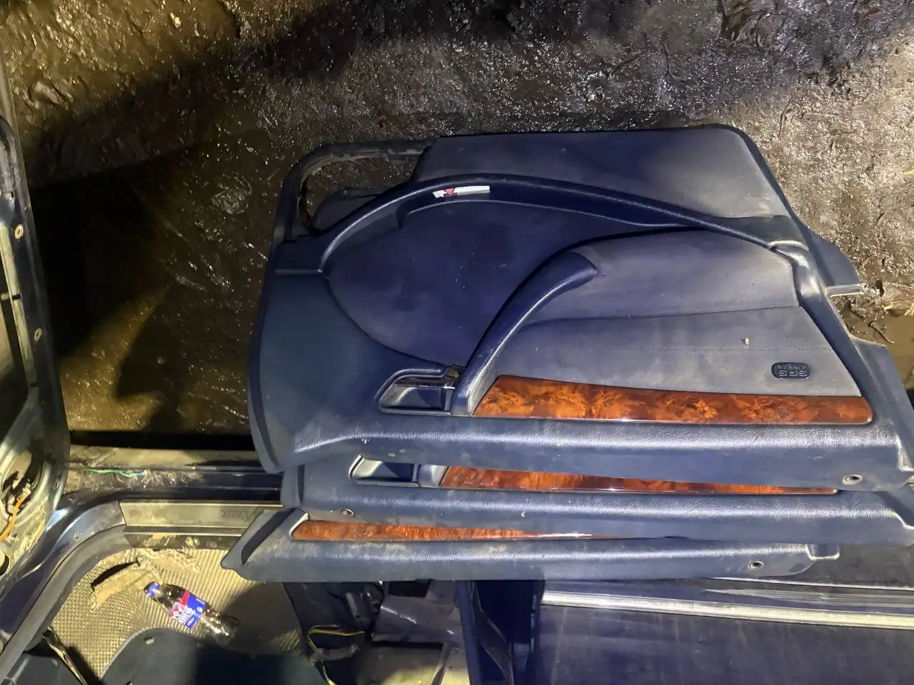 Сидения карты Mercedes W202 рестайлинг 8000 универсал - Автозапчасти (Запчасти) в Калининград