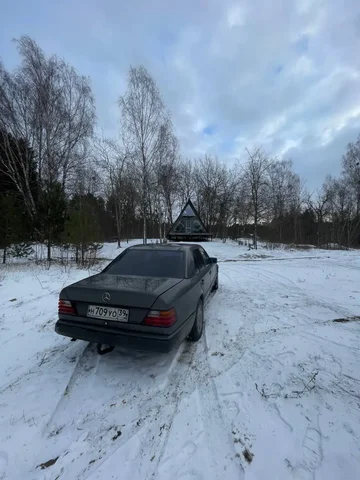 Продажа передних крыльев в цвет для автомобиля - Строительная техника в Калининград