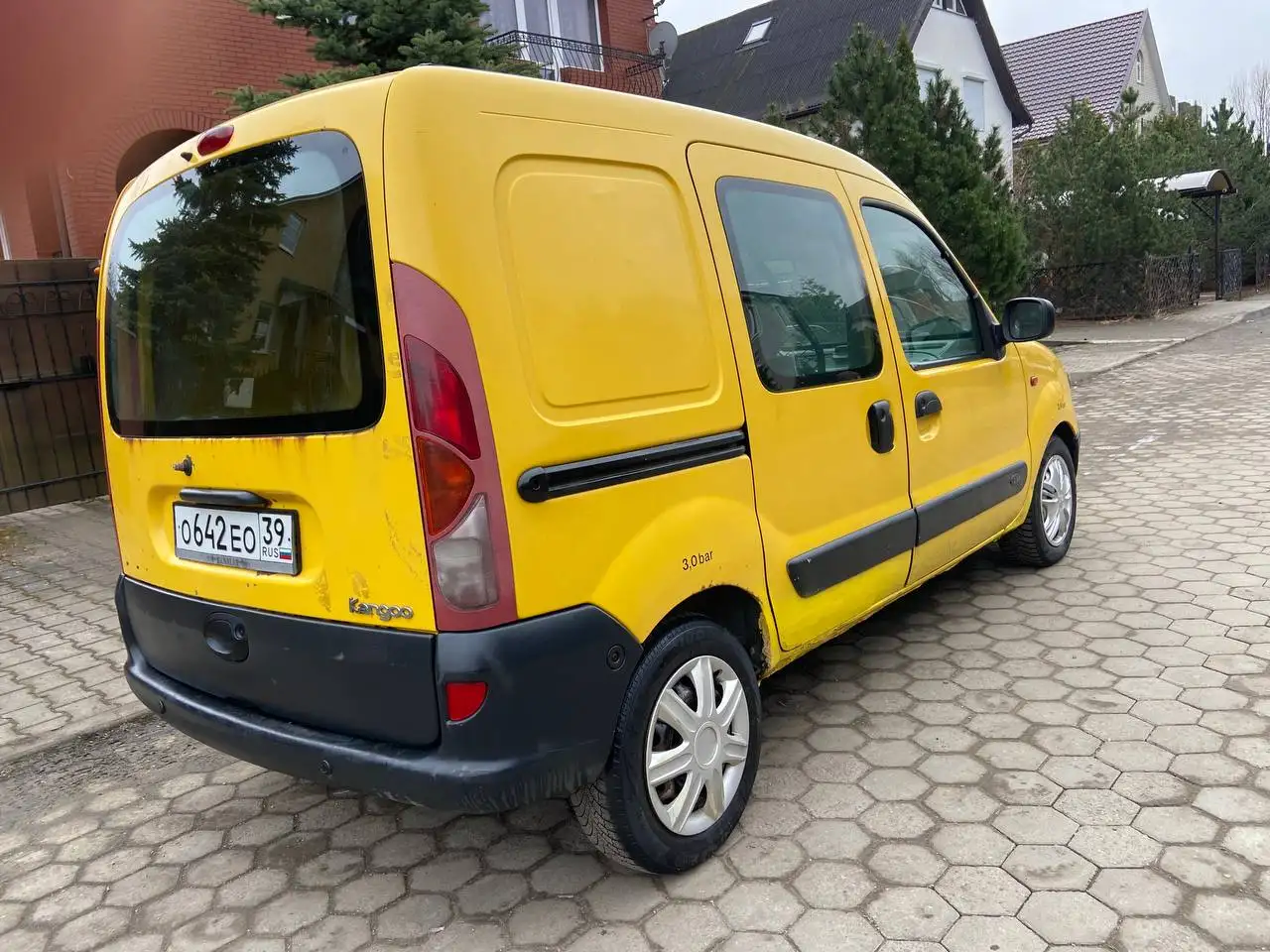 Рено Канго 2002 года с дизельным двигателем 1.9 и МКПП - Авто в Калининград