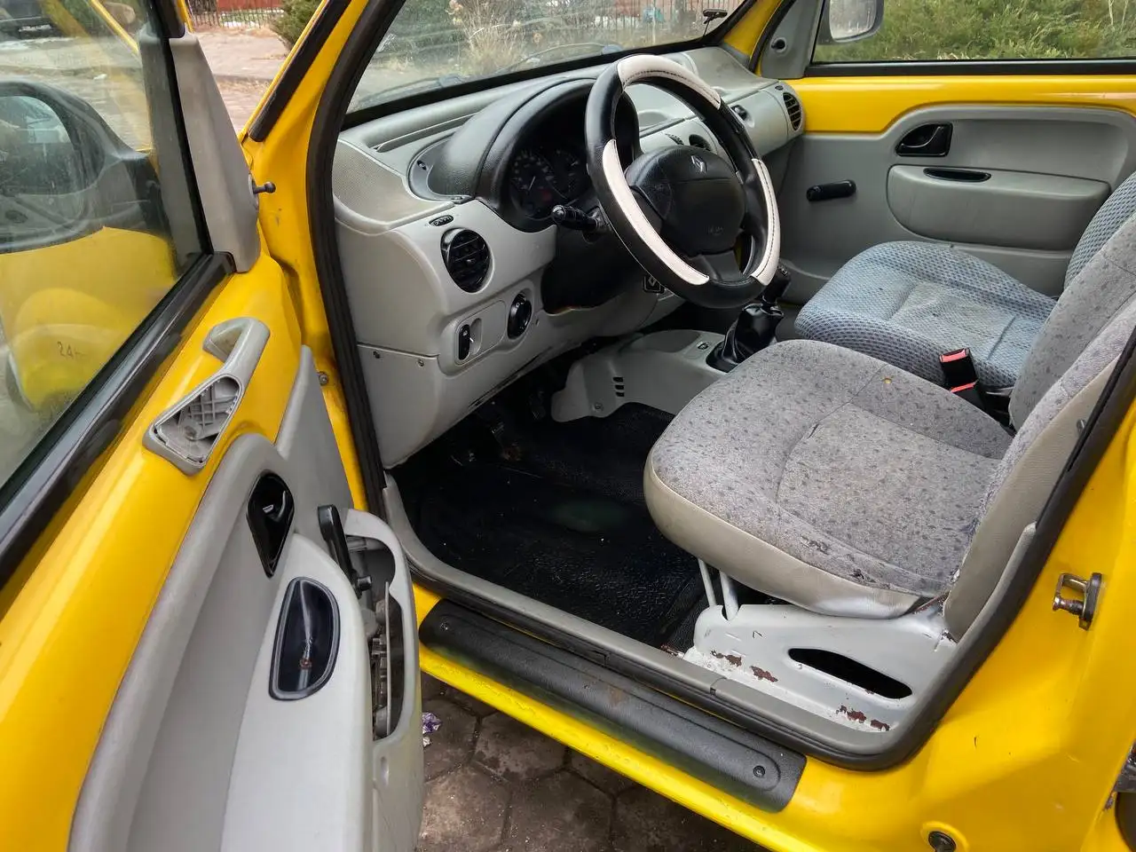 Рено Канго 2002 года с дизельным двигателем 1.9 и МКПП - Авто в Калининград