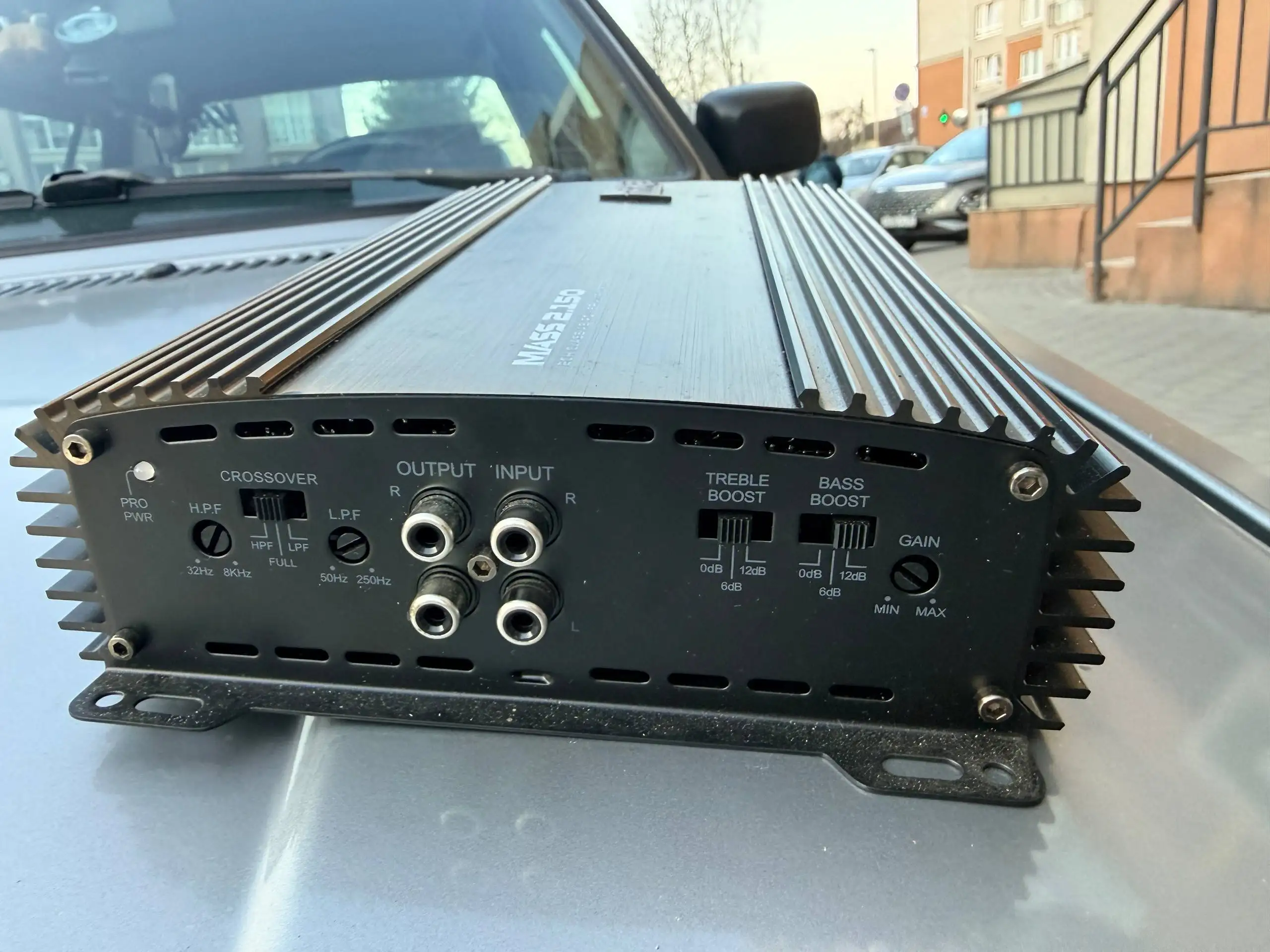 Продажа усилителя AMP и короба с буфом - Аудио (Авто) в Калининград