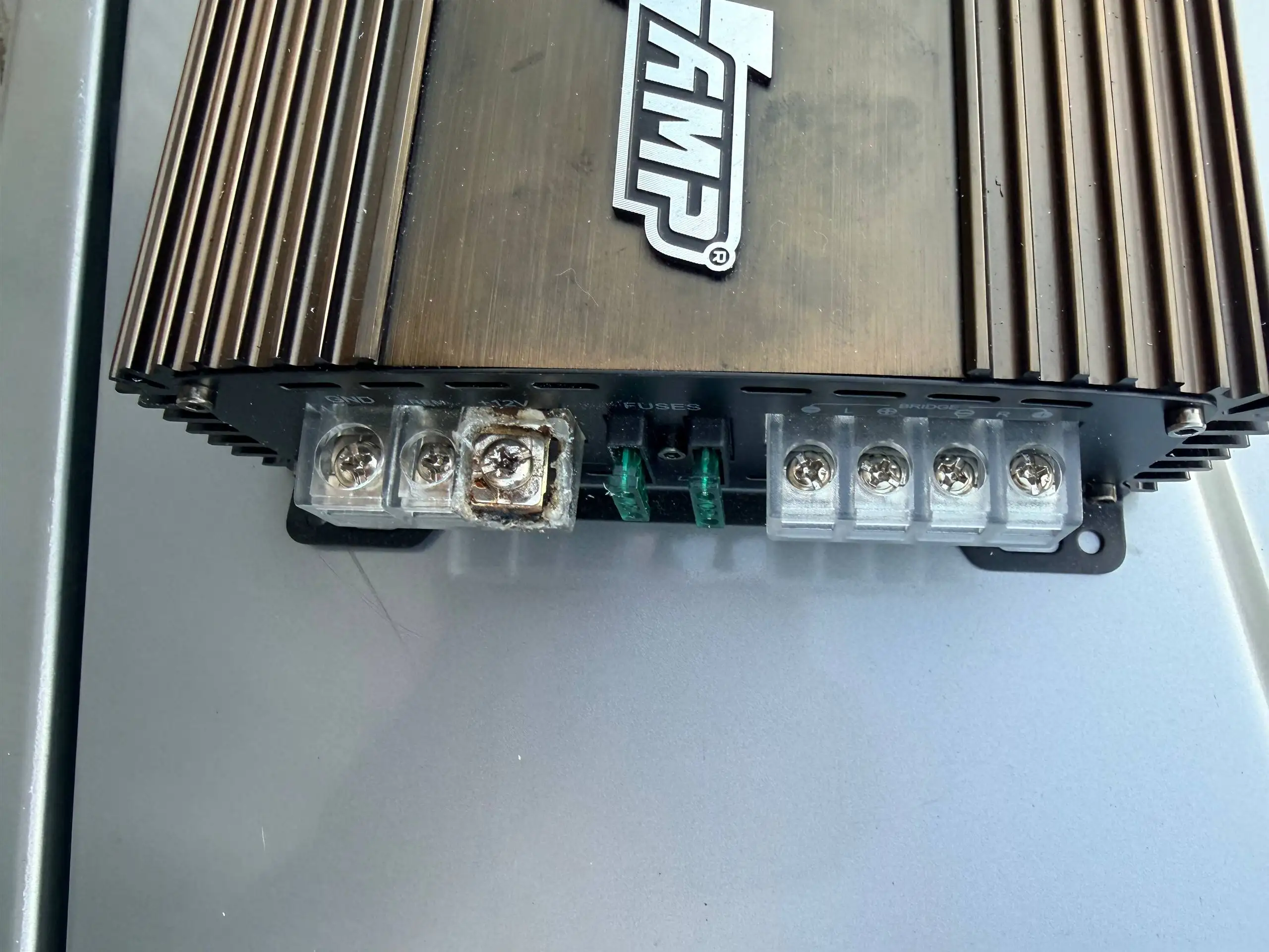 Продажа усилителя AMP и короба с буфом - Аудио (Авто) в Калининград