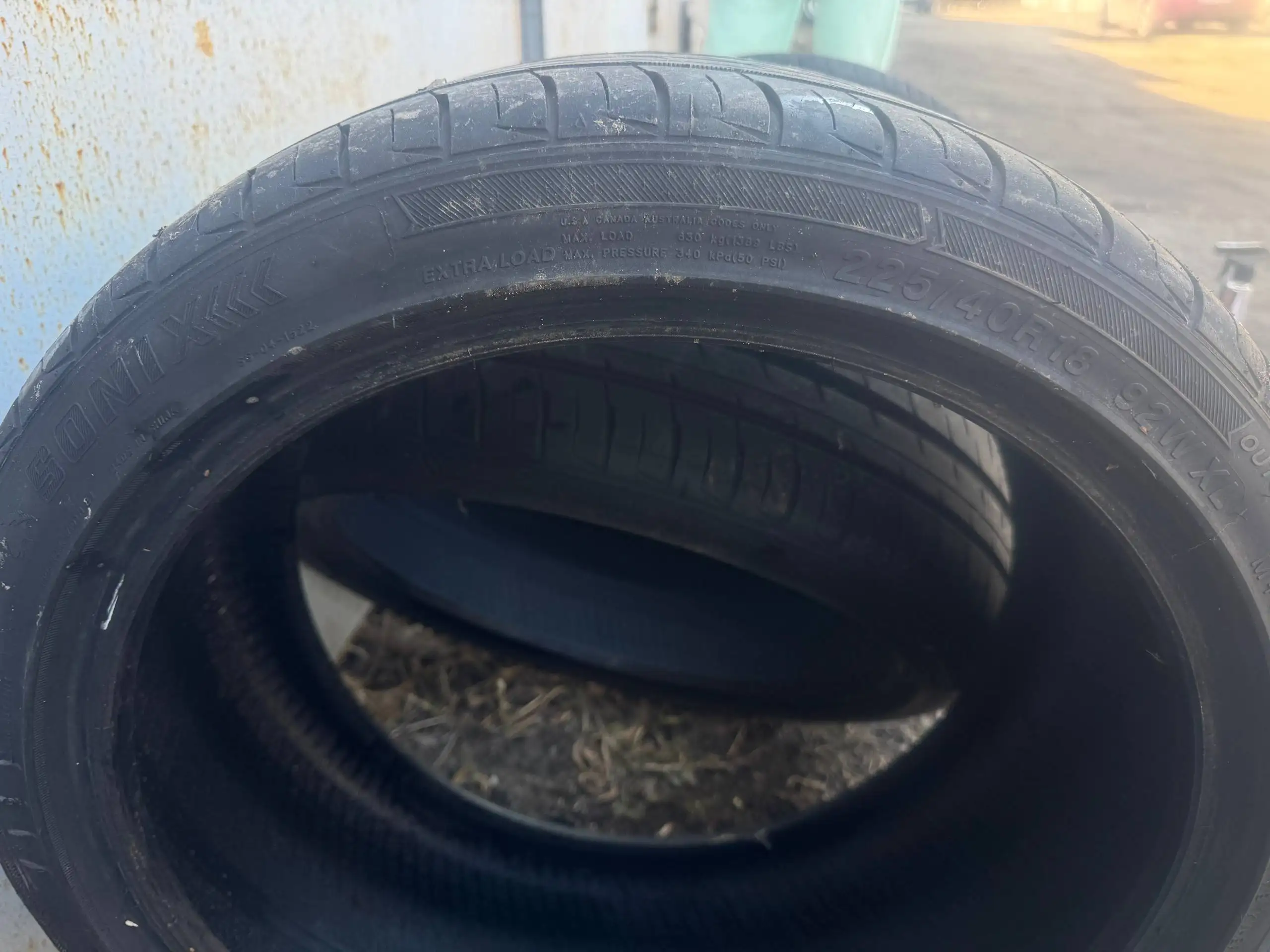 Продам комплект резины Sonix 225/40R18 - Шины и диски (Авто) в Гусев