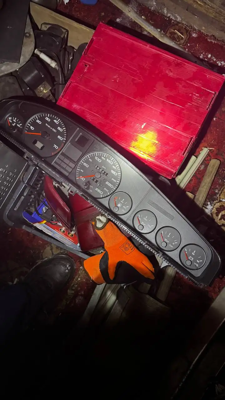 Продам на Audi 100 C3 - Авто в Калининград