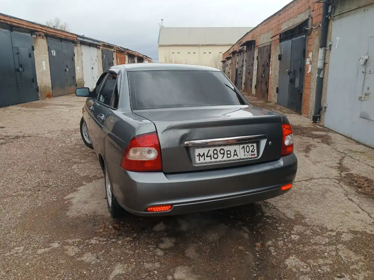 Продам приора 2011г