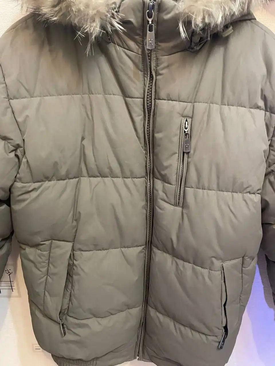 Мужской пуховик в отличном состоянии