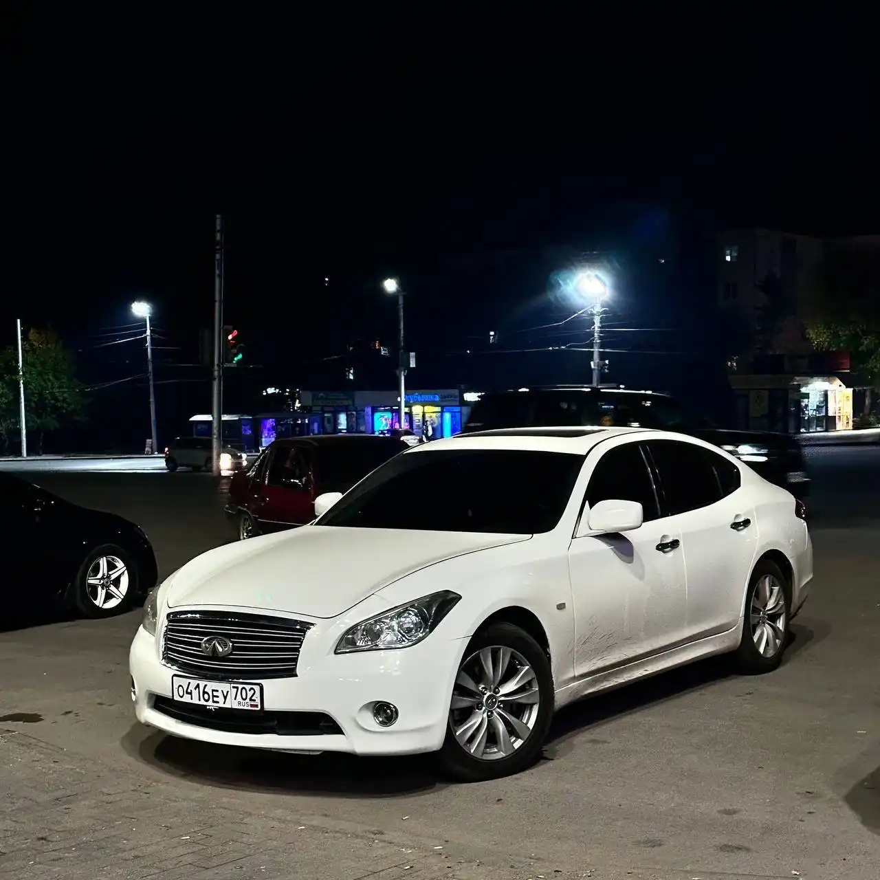 Продам Infiniti M25 2011 года