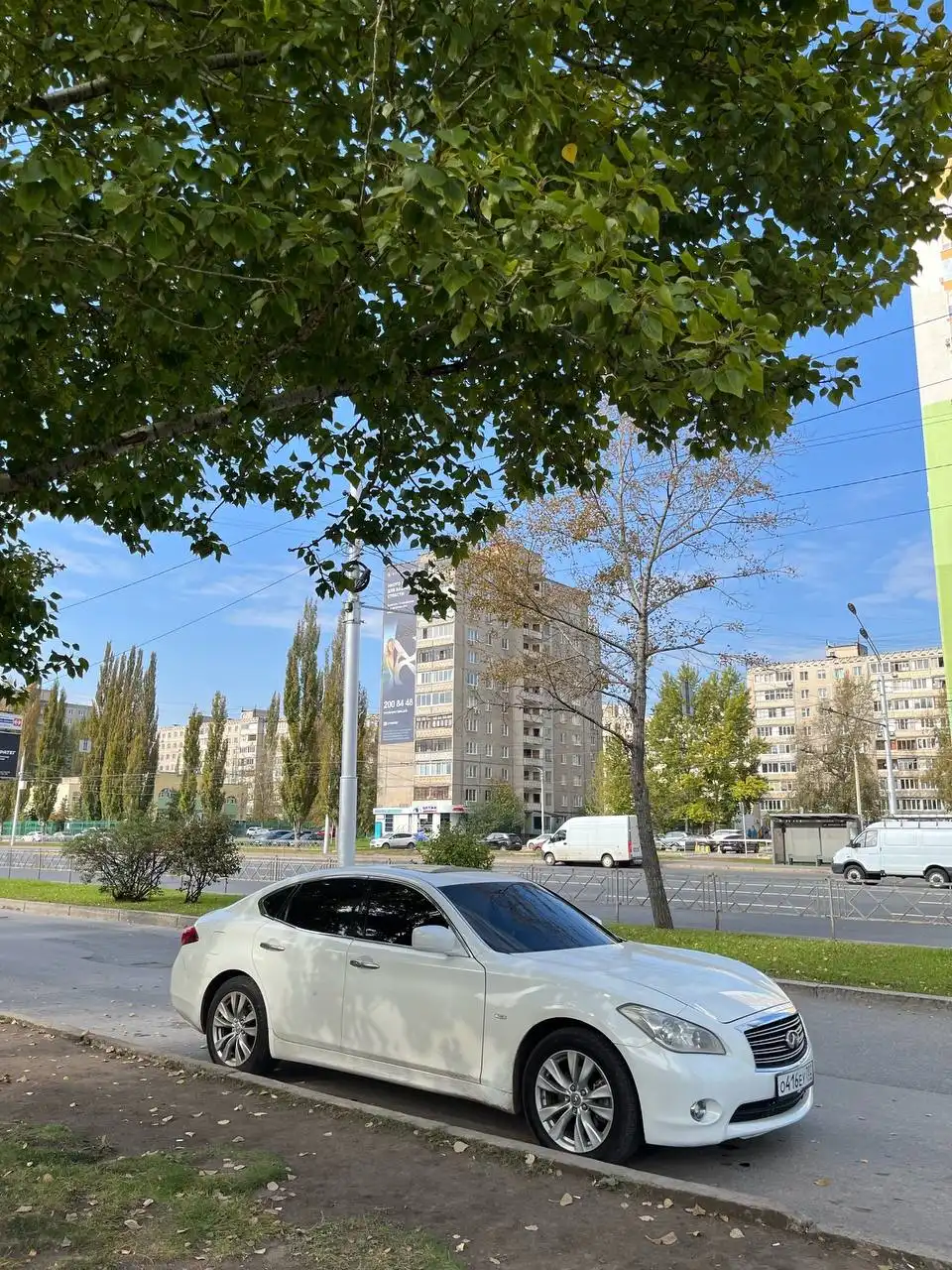 Продам Infiniti M25 2011 года