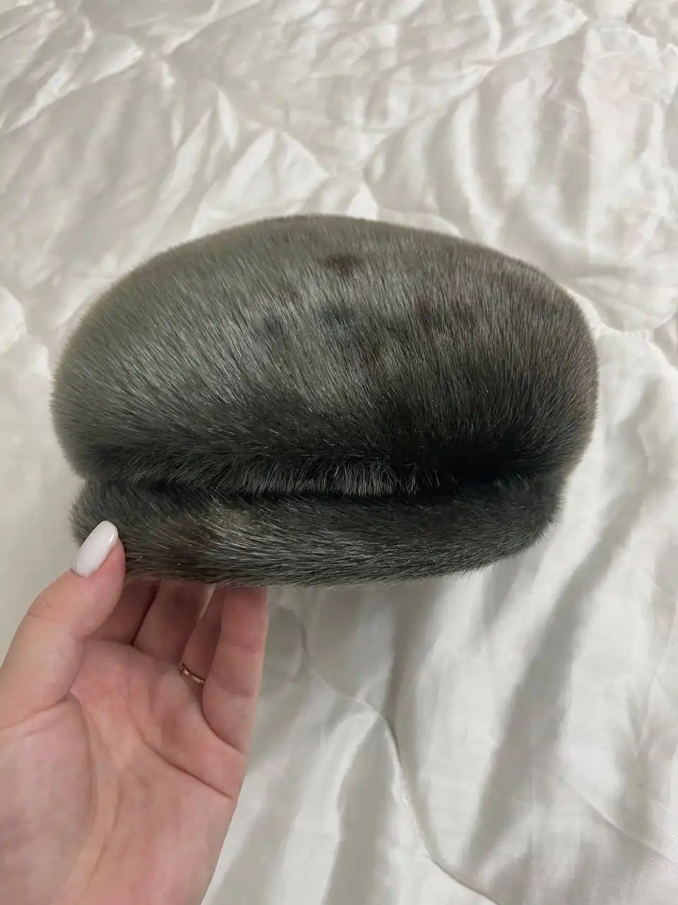 Продажа новых и б/у товаров: конвектор, стабилизатор, рубанок, выпрямитель, кепка