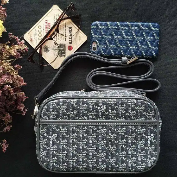Барсетки и картхолдеры Goyard в наличии в Уфе